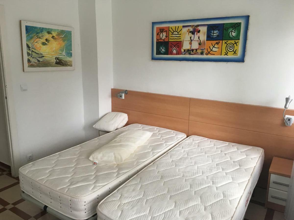 Apartamento Edificio La Playa Apartment Santona Bagian luar foto